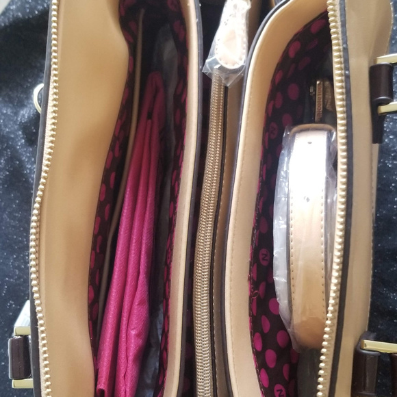 Nichole Lee Handbag - Picture 3 of 3